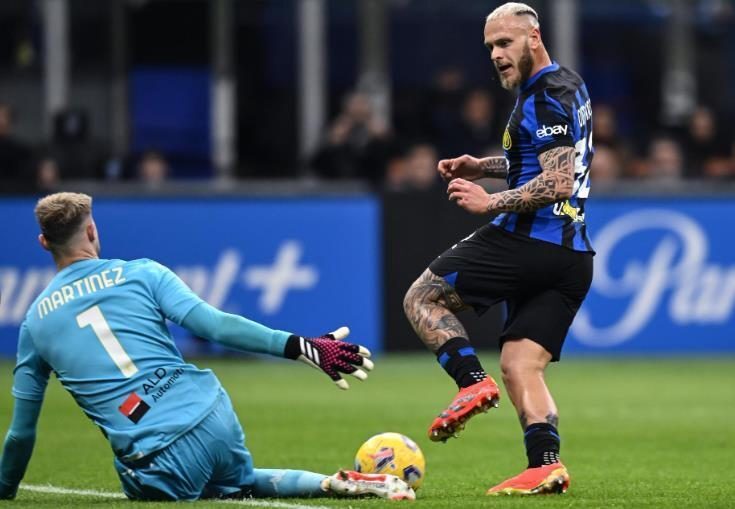 kaiyun-国米主场险胜，稳固领跑位置信心满满(赛博朋克2077科尔议员大狂欢)